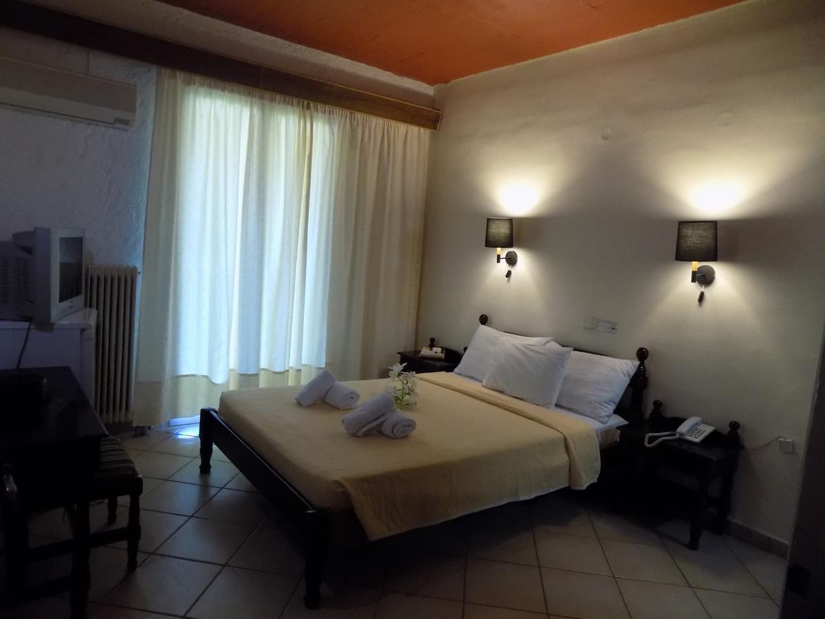 Lefkas Blue Hotel Nikiana Exterior photo